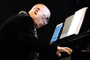 Mike-Garson-24-Simple-Preludes.jpg